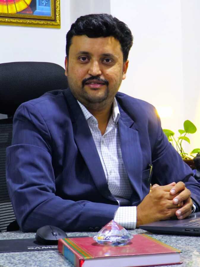 Director 2